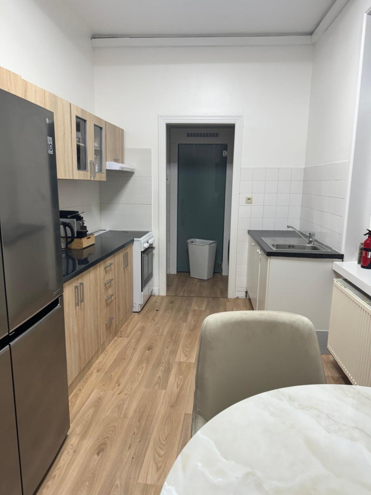 Appartement 2 Chambre Luxueuse A Jette ブリュッセル エクステリア 写真